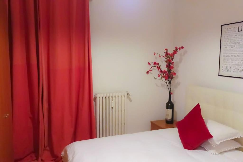 Unique & Beautiful Bedroom In Central Of Firenze Eksteriør billede